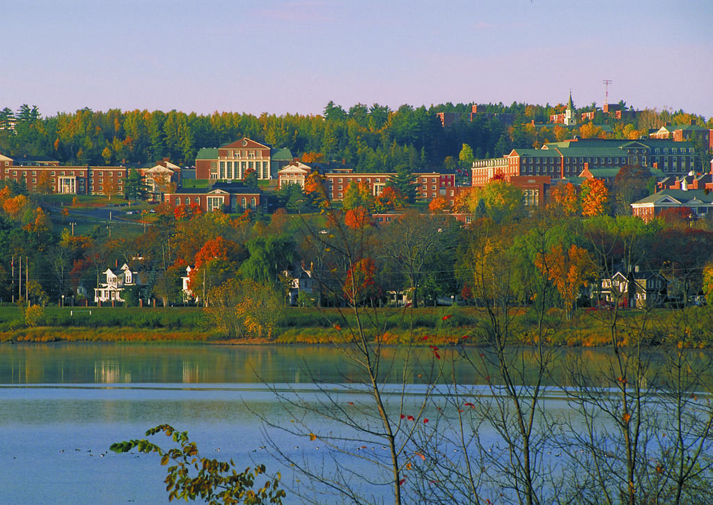 Unb Fredericton Accommodations Exterior photo