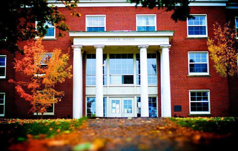 Unb Fredericton Accommodations Exterior photo