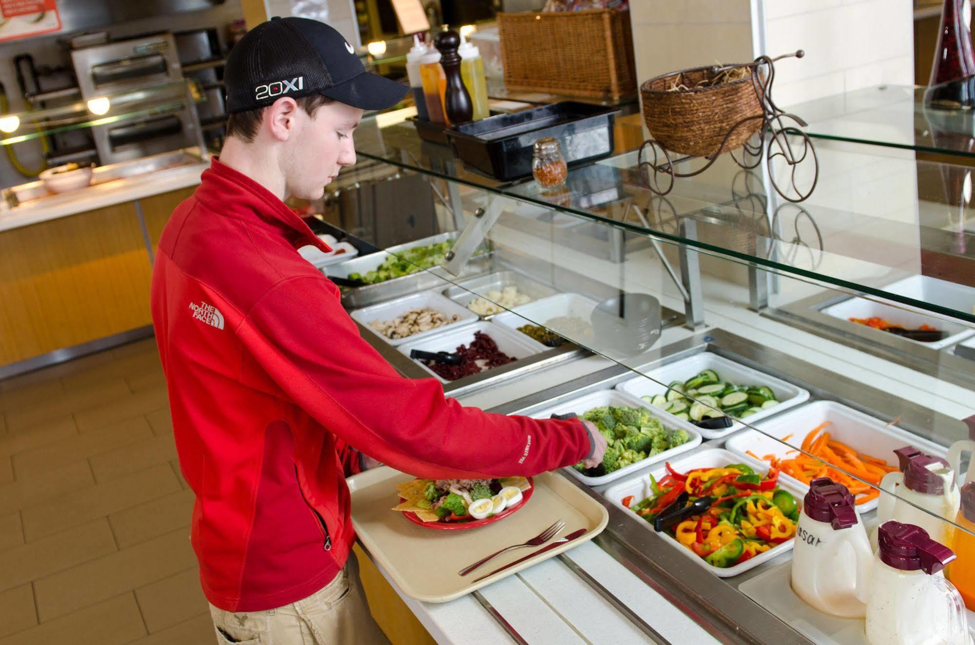 Unb Fredericton Accommodations Exterior photo